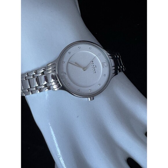 Skagen Women's Wristwatch Silver Stainless Steel Analog Dial Quartz Watch - Picture 3 of 9